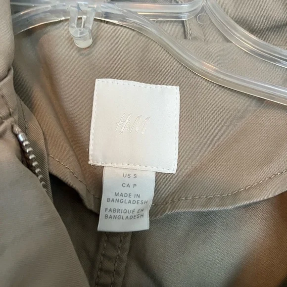 H&M box  Utility Jacket in Khaki 100% cotton size small - Picture 4 of 11